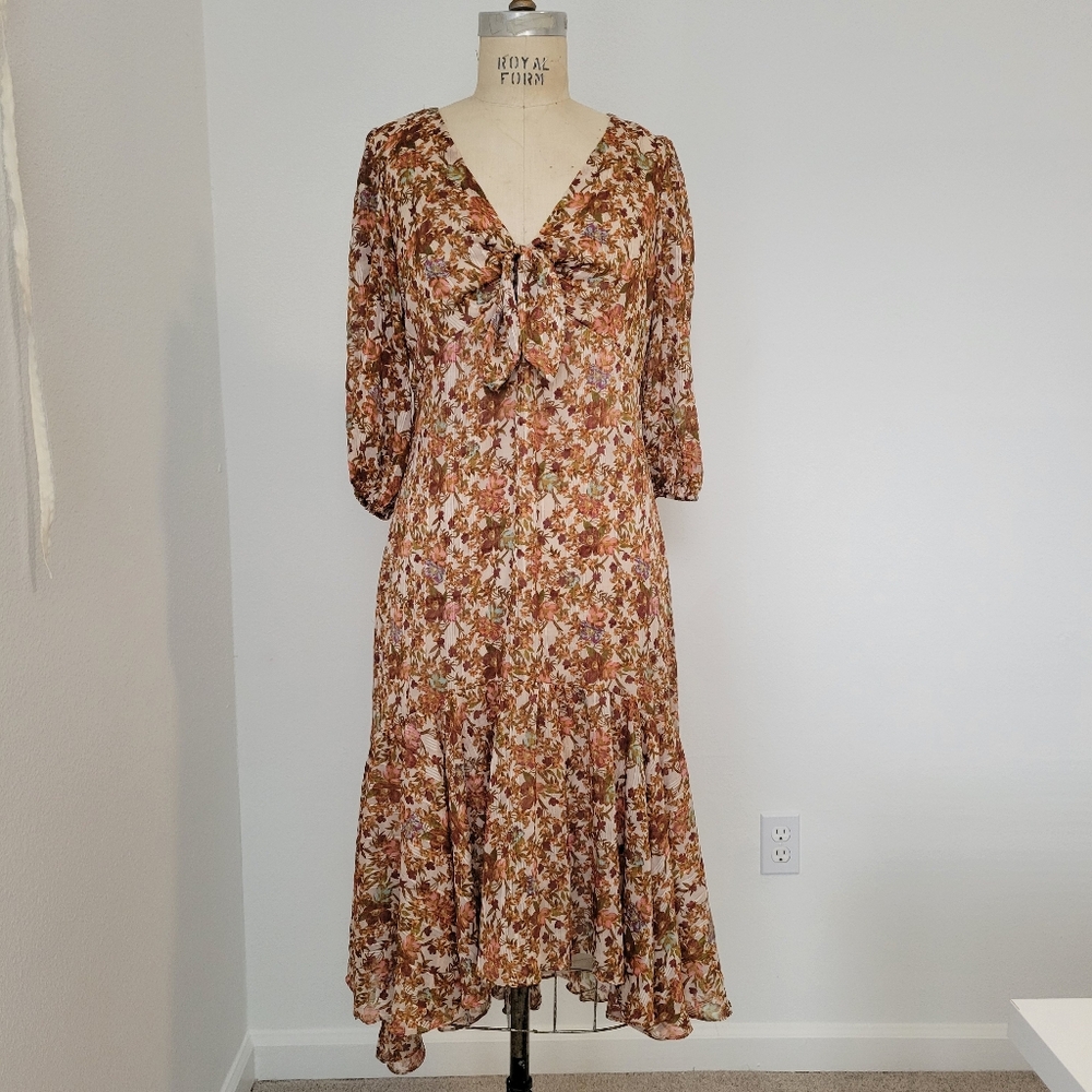 Taylor Floral V-Neck HI-Low Hem Midi Dress